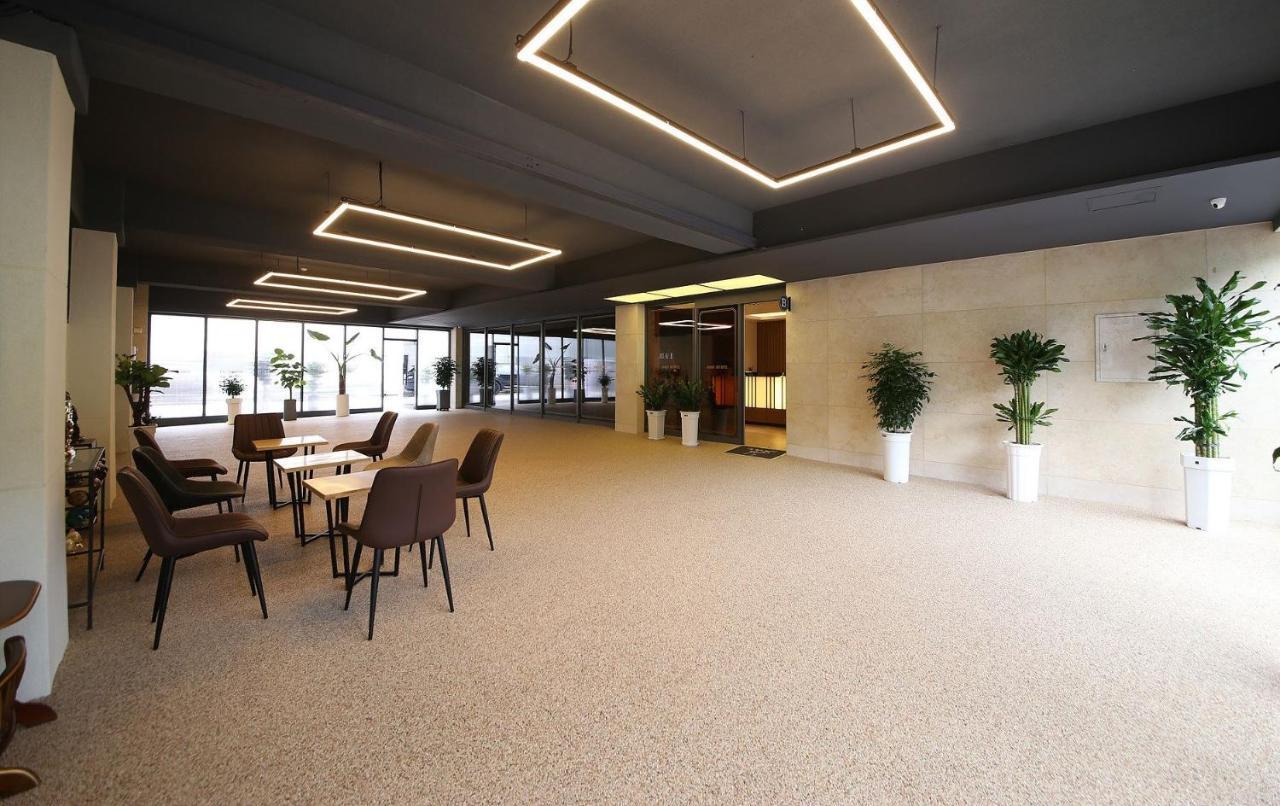 Brown Dot Hotel Sinan Gwangju Metropolitan City Exterior photo