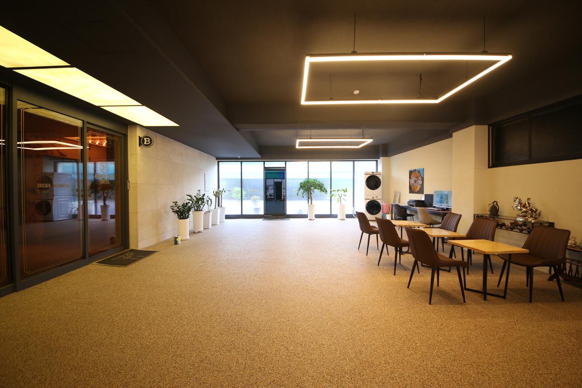 Brown Dot Hotel Sinan Gwangju Metropolitan City Exterior photo